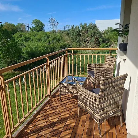 Appartement La Parenthèse D'aristide, 1 Avec Balcon Et Parking Val-de-la-Haye